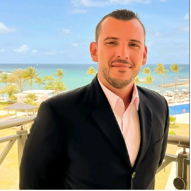 Greivin Rodriguez General Director KARISMA HOTELS & RESORTS NICKELODEON Dominican Republic